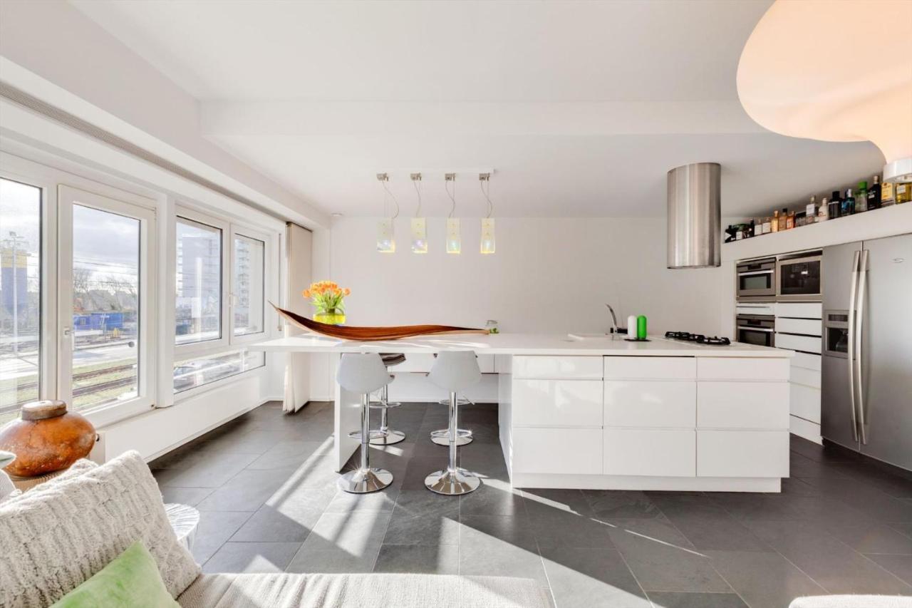 Luxueus Appartement 100 Stappen Van Zee En Strand Oostende Bagian luar foto