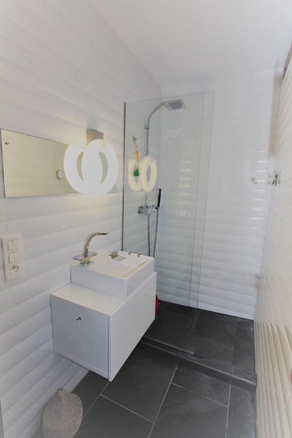 Luxueus Appartement 100 Stappen Van Zee En Strand Oostende Bagian luar foto